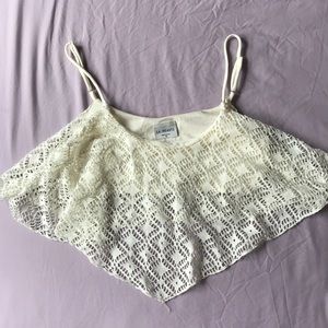 LA: Hearts Flowy crop top